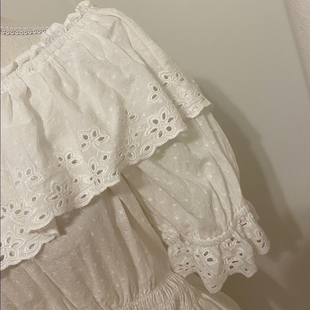 Universal Thread White Ruffled Blouse - image 2